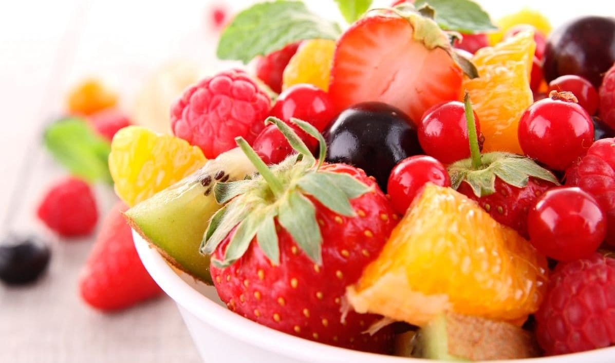 Полезные овощи и фрукты летом
